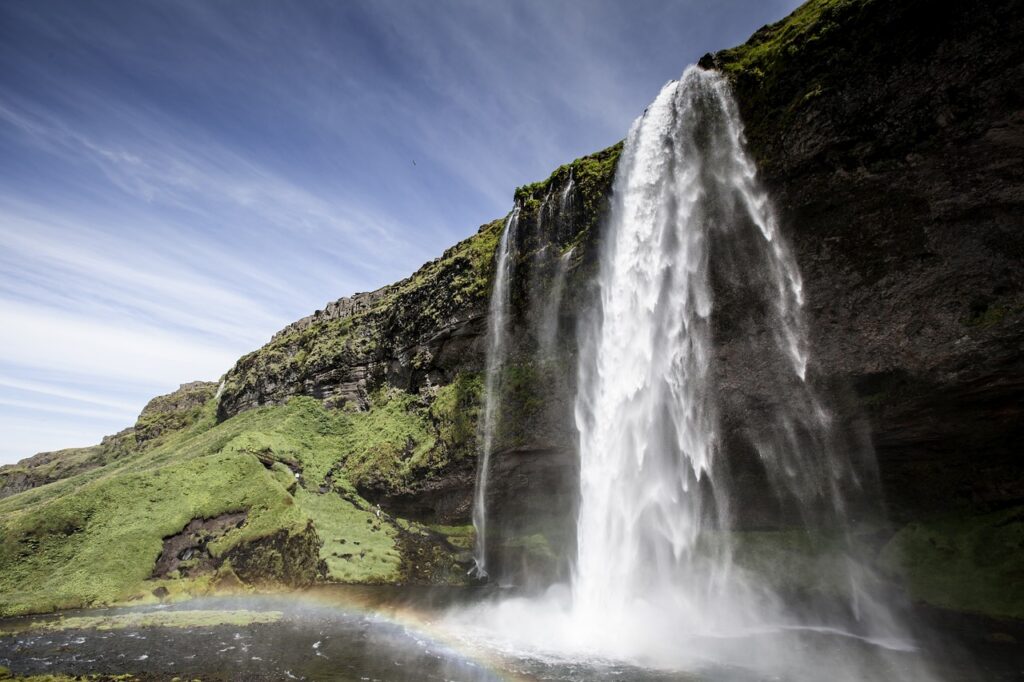 Cascata di Seljalandsfoss